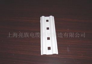 鍍鋅沖孔橋架在安裝上有什么樣的規(guī)范？